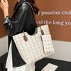 Large Capacity Shoulder Bucket Bag, New Retro Fashion Tote Bag, Women's Versatile Commuter Vegetable Basket Bag