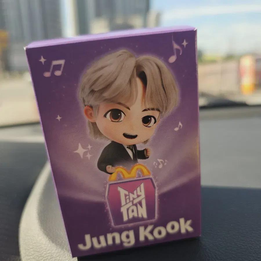 

Mcdonald s Happy Meal Фигурка Чонгука Нераспечатанная Пуленепробиваемые Bts Чонгук Tiny Tan