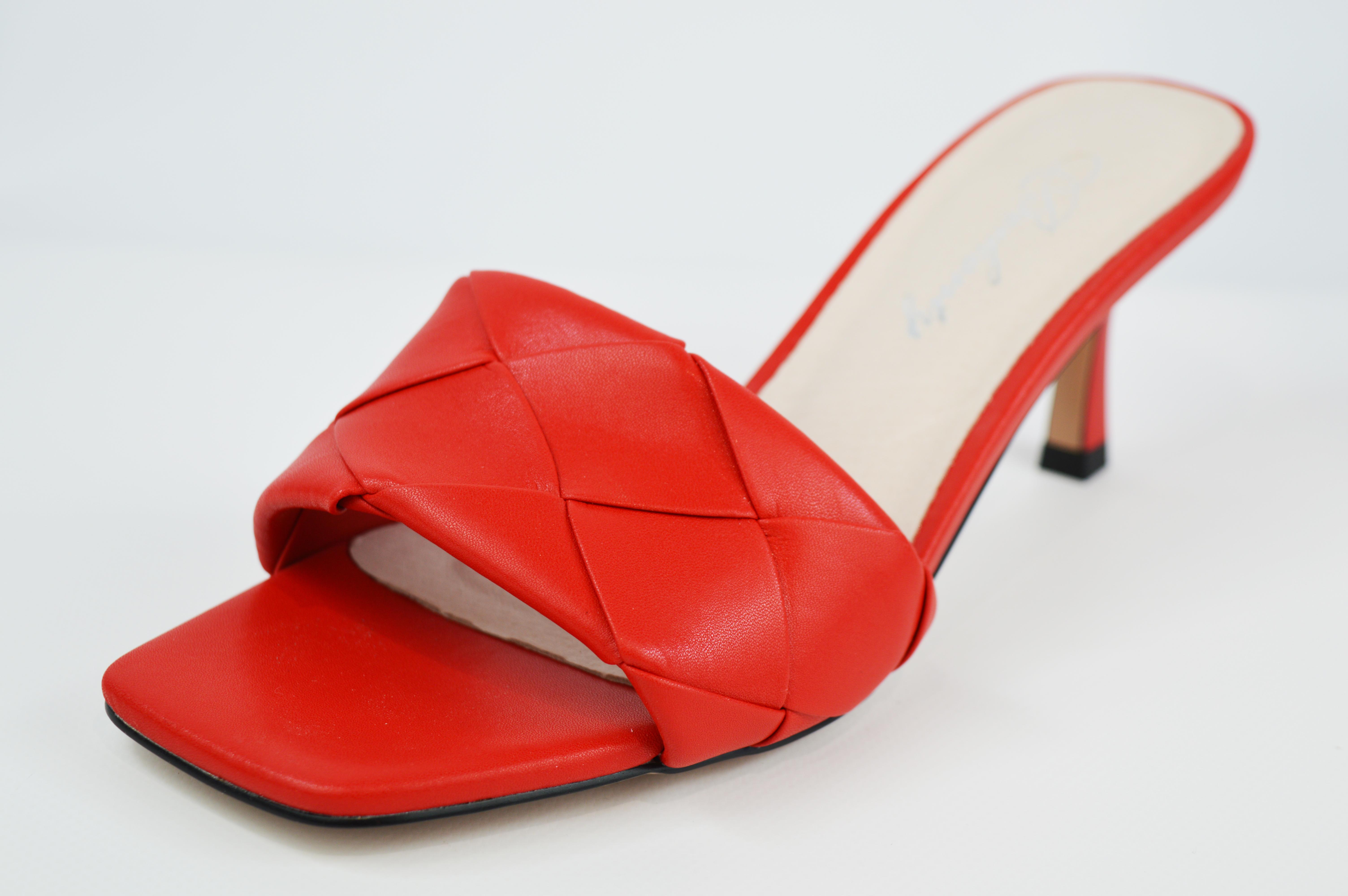 

Шльопанці на підборах Berkonty 5859 35 Червоні шкіра 36 червоний