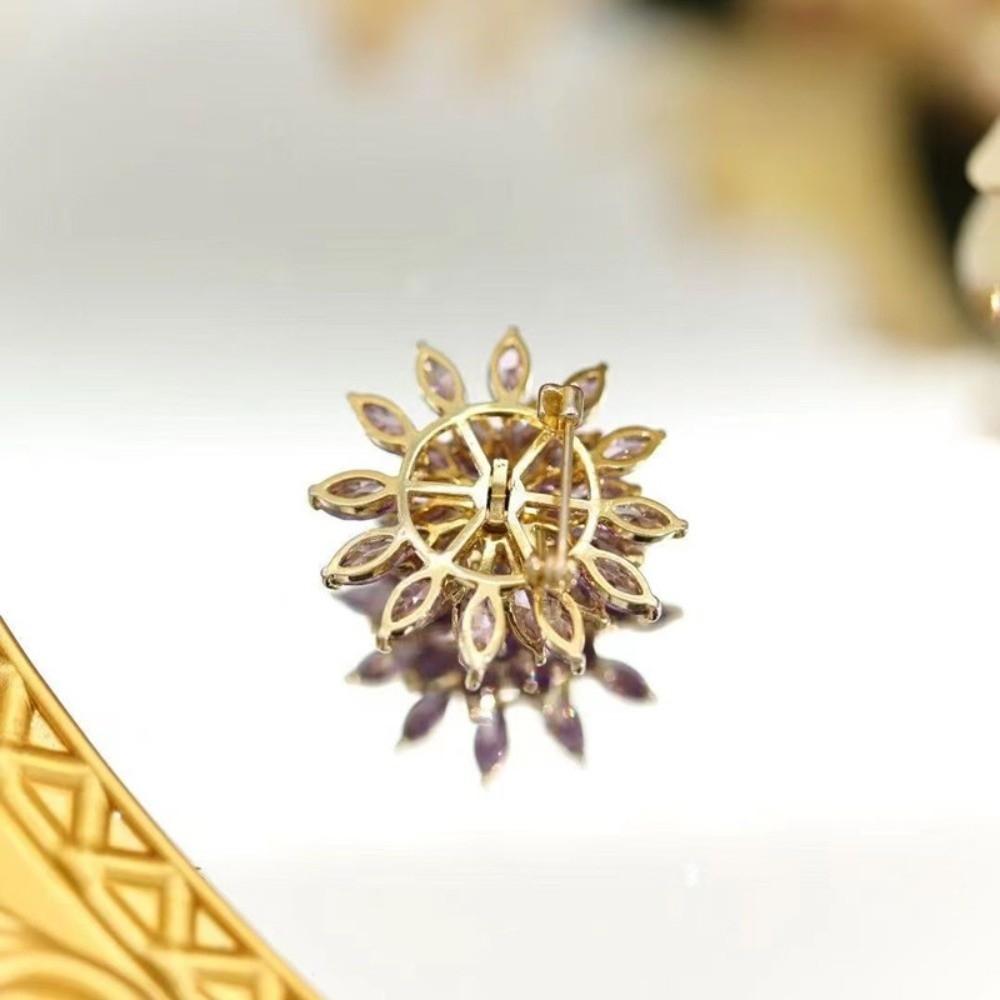 Jewelry Flower Lapel Pin Rhinestone Floral Badge Vintage Rotating Snowflake Brooch Suit