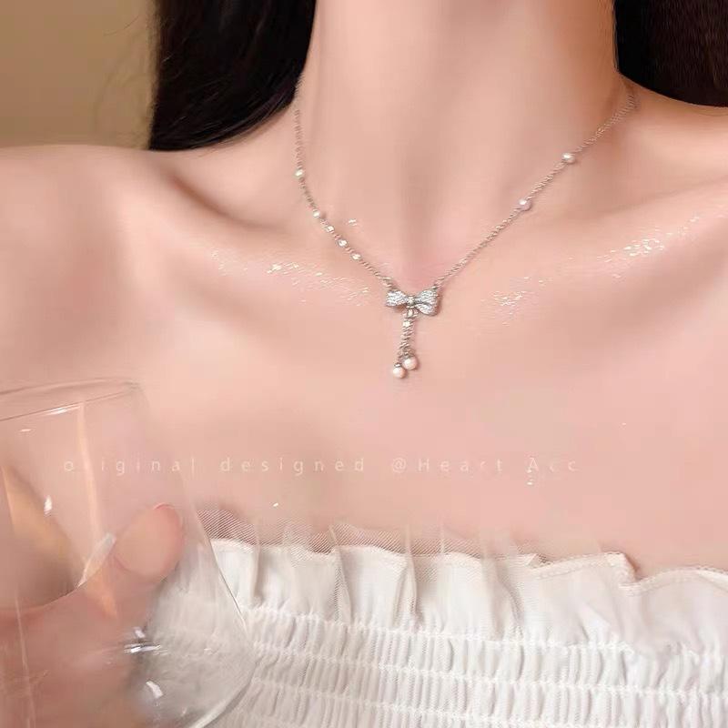 2024 High-End Pearl Bow Tassel Necklace - Elegant Luxury Clavicle Chain for Women