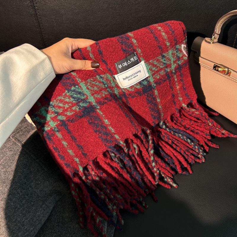 High-End Plaid Shawl for Women - 2025 Autumn/Winter Korean Style Thickened Imitation Cashmere Scarf