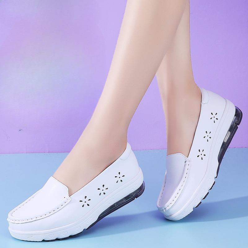 The New Air-cushioned Nurse Shoes for Women Feature Soft Soles Thick Soles Flat Heels and Breathability
