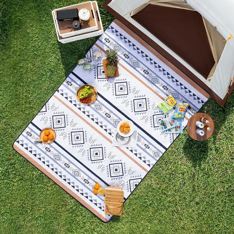 Damao Folding Picnic Mat & Camping Cart Set