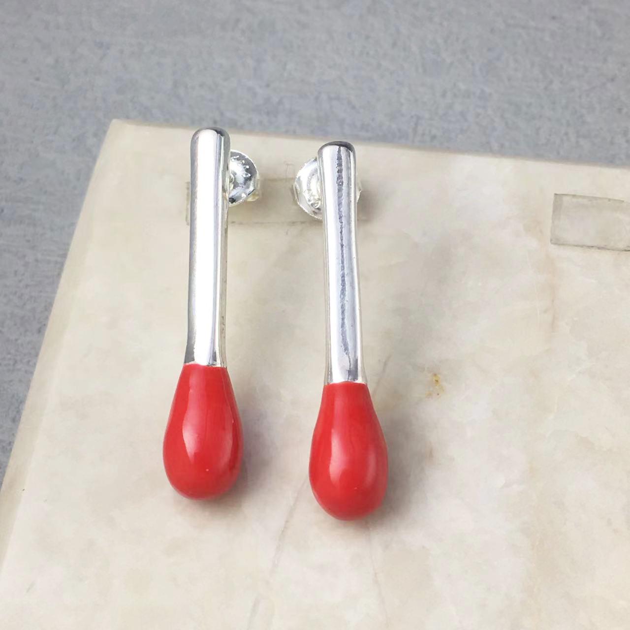 Spanish Uno de 50 Long Match Head Earrings - European & American Cross-Border Niche Luxury Accessories серебряный