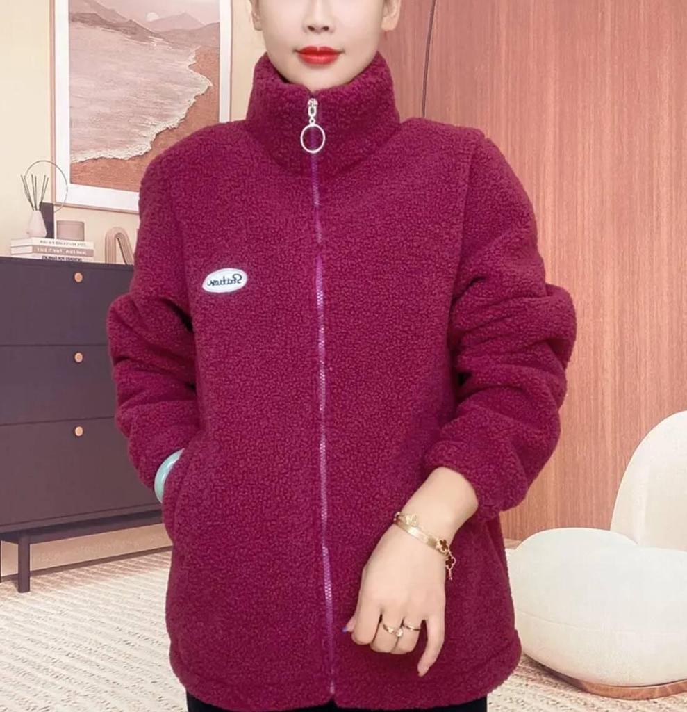 Autumn/Winter Fleece-Lined Outerwear for Middle-Aged Women: Warm, Thick, Loose Cotton Top