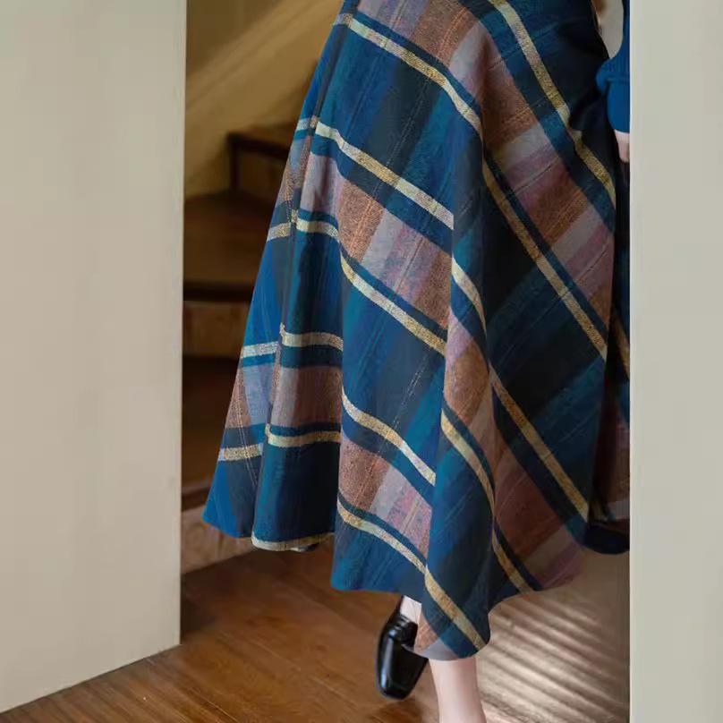 Autumn Blue Plaid Midi Skirt & Sweater Retro Set in Hong Kong Style