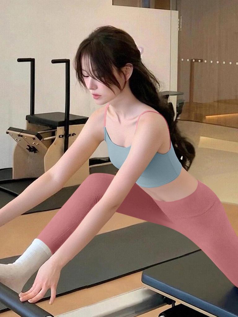 Women's Beautiful Yoga Top with Chest Pads - Sports Fitness Vest for Pilates with Stylish Back Design