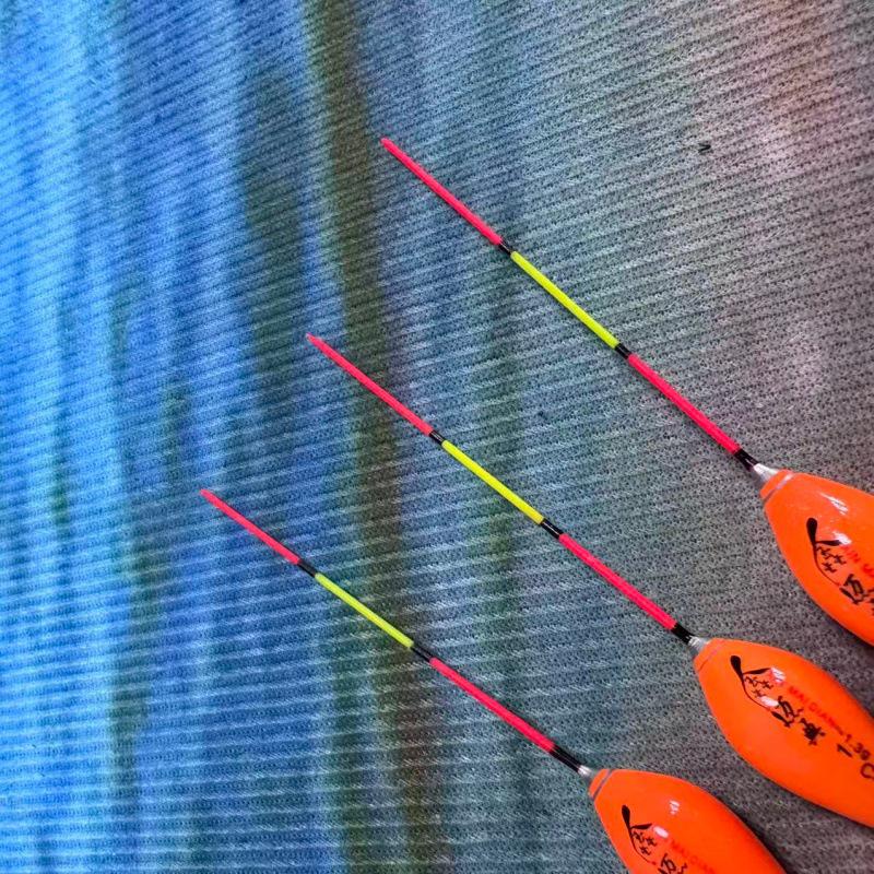 Winter & Ice Fishing Float for Rockfish and Crucian Carp - Jujube Pit Shape