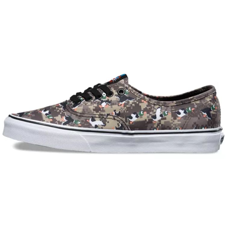 

Vans Кроссовки унисекс Nintendo x Authentic Duck Hunt Серые камуфляжные VN0004MLJP7