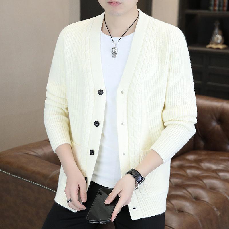 Men's Trendy Knitted Cardigan: Stylish Solid Color Outerwear for Spring and Autumn