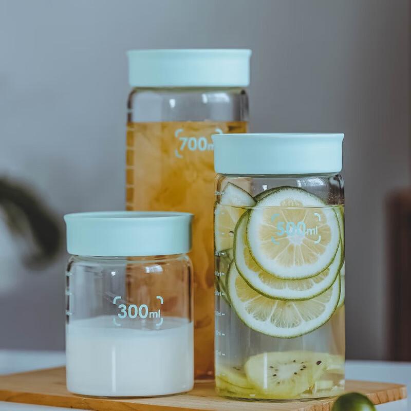 Versatili Barattoli Ermetici in Vetro per Cucina e Casa