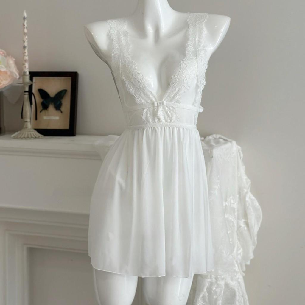 Elegantes tief ausgeschnittenes rückenfreies Spitzen-Netz-Nachthemd - Transparentes Camisole-Dessous für Damen