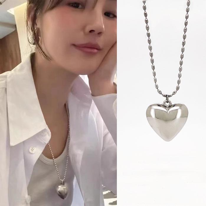 Sunflower Heart Necklace: Oni Fever Style Silver Sweater Chain for Women