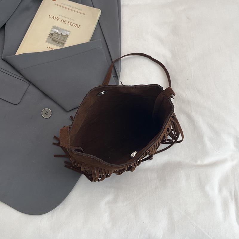 Borsa a tracolla con frange stile coreano 2025: Borsa a Spalla Donna Retrò di Alta Gamma per Autunno/Inverno