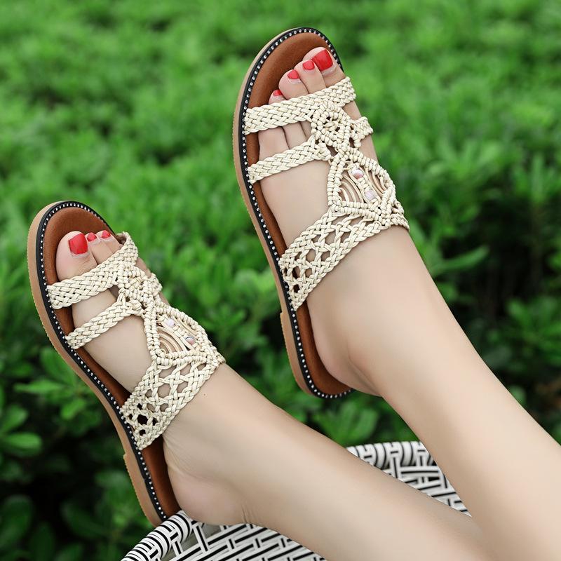 Retro vacation style woven cool slippers women's outer wear summer new niche flat sandals