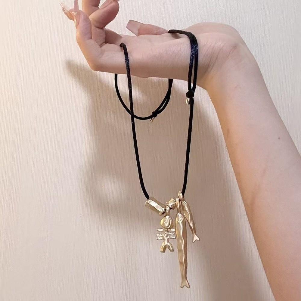 Adjustable Bone Pendant Choker Long Sweater Chain Versatile Fish Pendant Necklace  Casual Wear