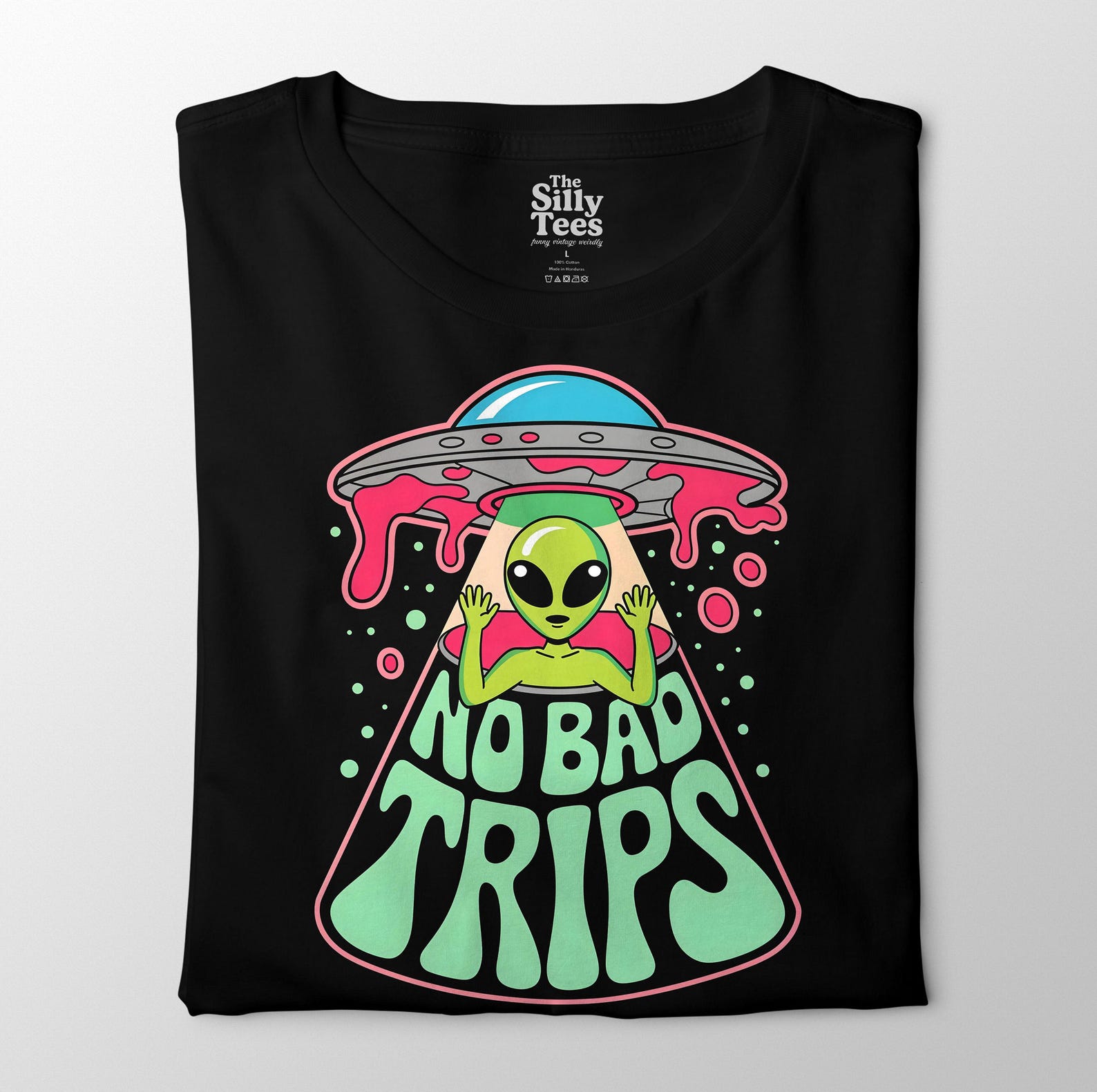 Psychedelic Alien Graphic Tee: Funny Trippy UFO Shirt L