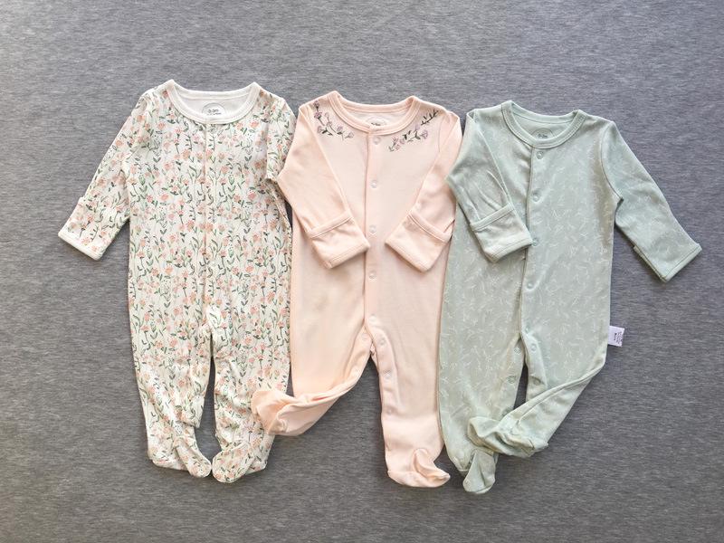 Spring & Autumn Baby Jumpsuit: Foot-Covering, Cotton Romper Pajamas for Newborn Boys & Girls