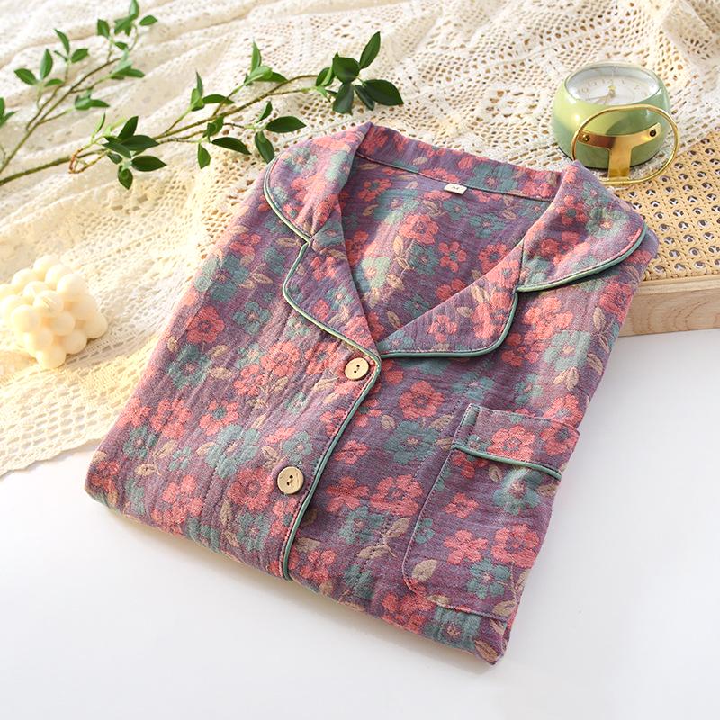 Floral Jacquard Cotton Cardigan & Loungewear Set for Middle-Aged Women