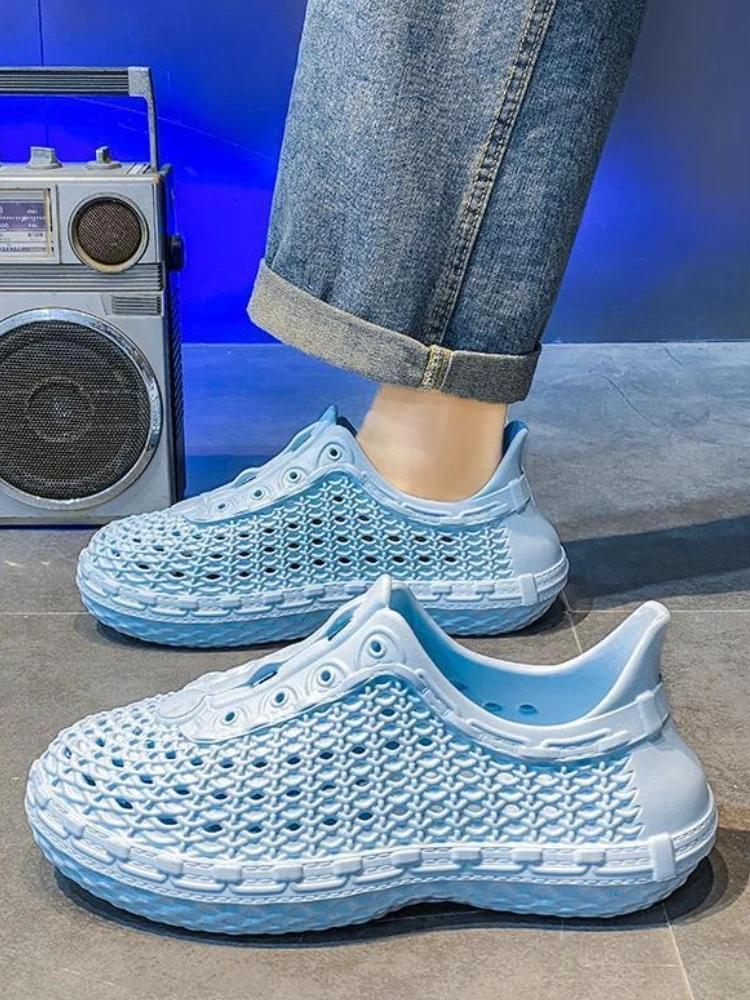 Lochschuhe für Herren Strand Stilvoll Luxus Designer Offene Zehen Rutschfest Japanisch im Angebot PVC Neues Design 2025 Ankunft Herren Sandalen