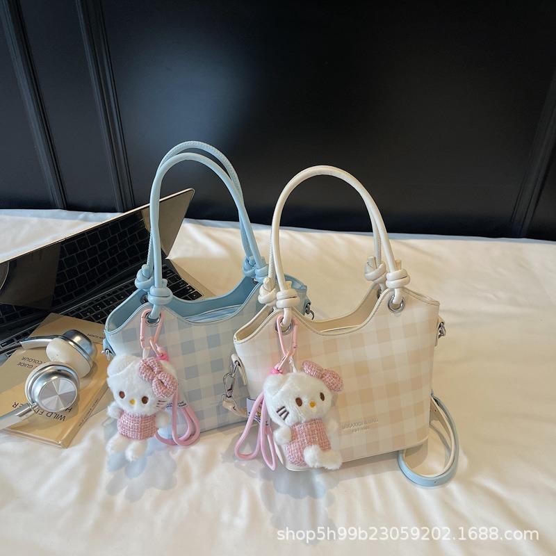 Niche fashionable bag women's new summer simple chain bag messenger bag high value portable shoulder bag