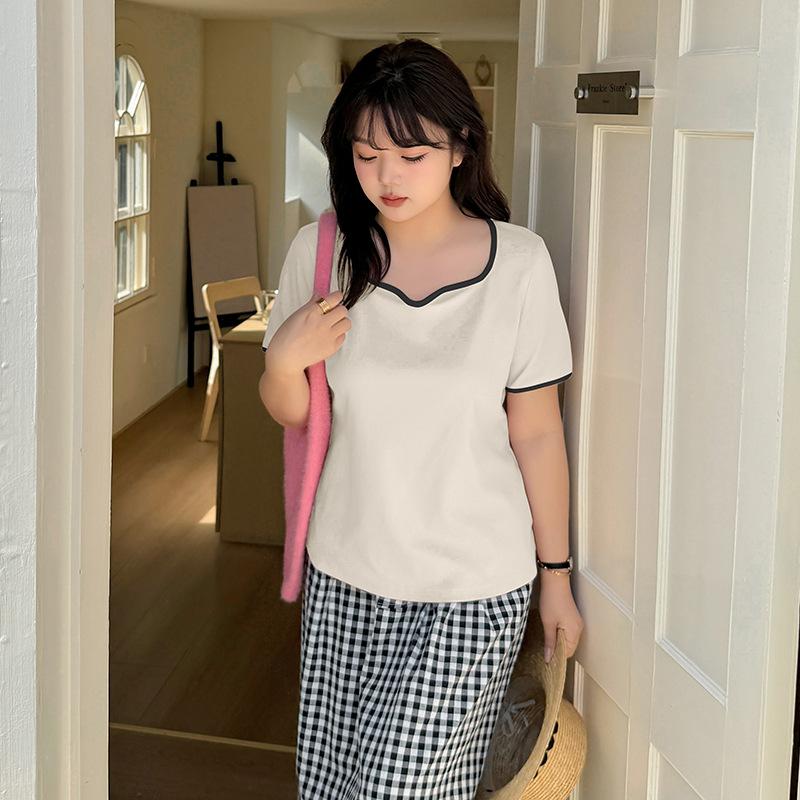 Large size women's clothing design sense V-neck short-sleeved T-shirt spring and summer new front shoulder elastic top 121984