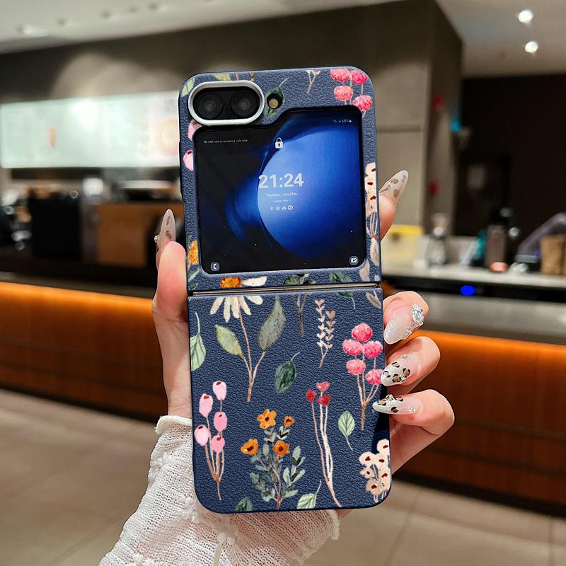 Flowers Pattern Luxury Leather Phone Case For Samsung Galaxy Z Flip 6 5 4 3 5G Shockproof Folding Soft Cover For Samsung Z Flip4