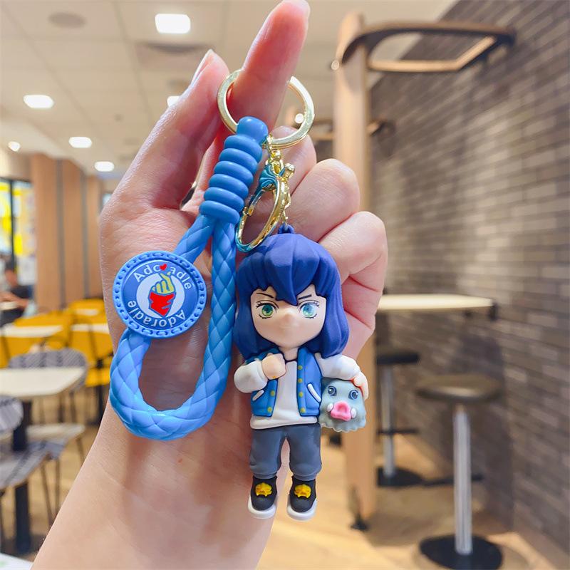 Cartoon Kreativer Geist Tötendes Schwert Dreidimensionale Figur Schlüsselanhänger Lustiger Schulranzen Anhänger Auto Schlüsselanhänger Geschenk