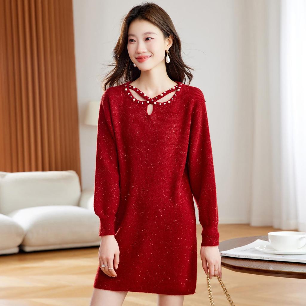 Elegant Beaded Mid-Length Knit Wool Dress for Women – Autumn/Winter 2025 Slimming Solid Base Layer.