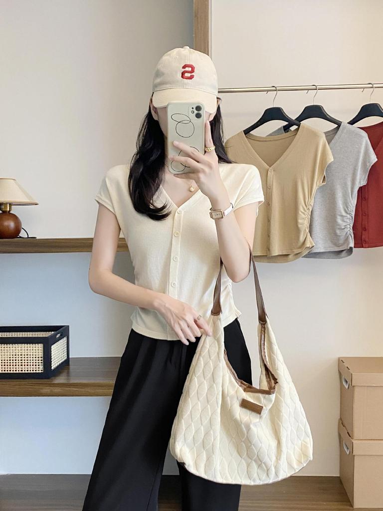 French V-neck bottoming waist small flying sleeves women's thin new chic fashion slim and thin short foreign style shirt