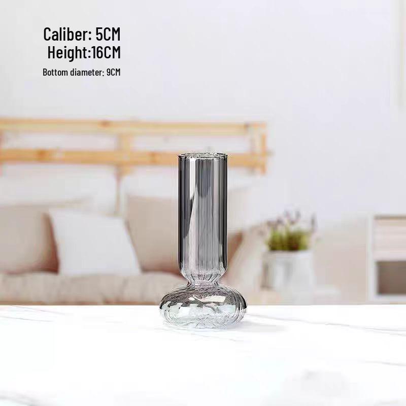 High-End Glass Tabletop Vase - Elegant Decorative Ornament for Fresh Flowers