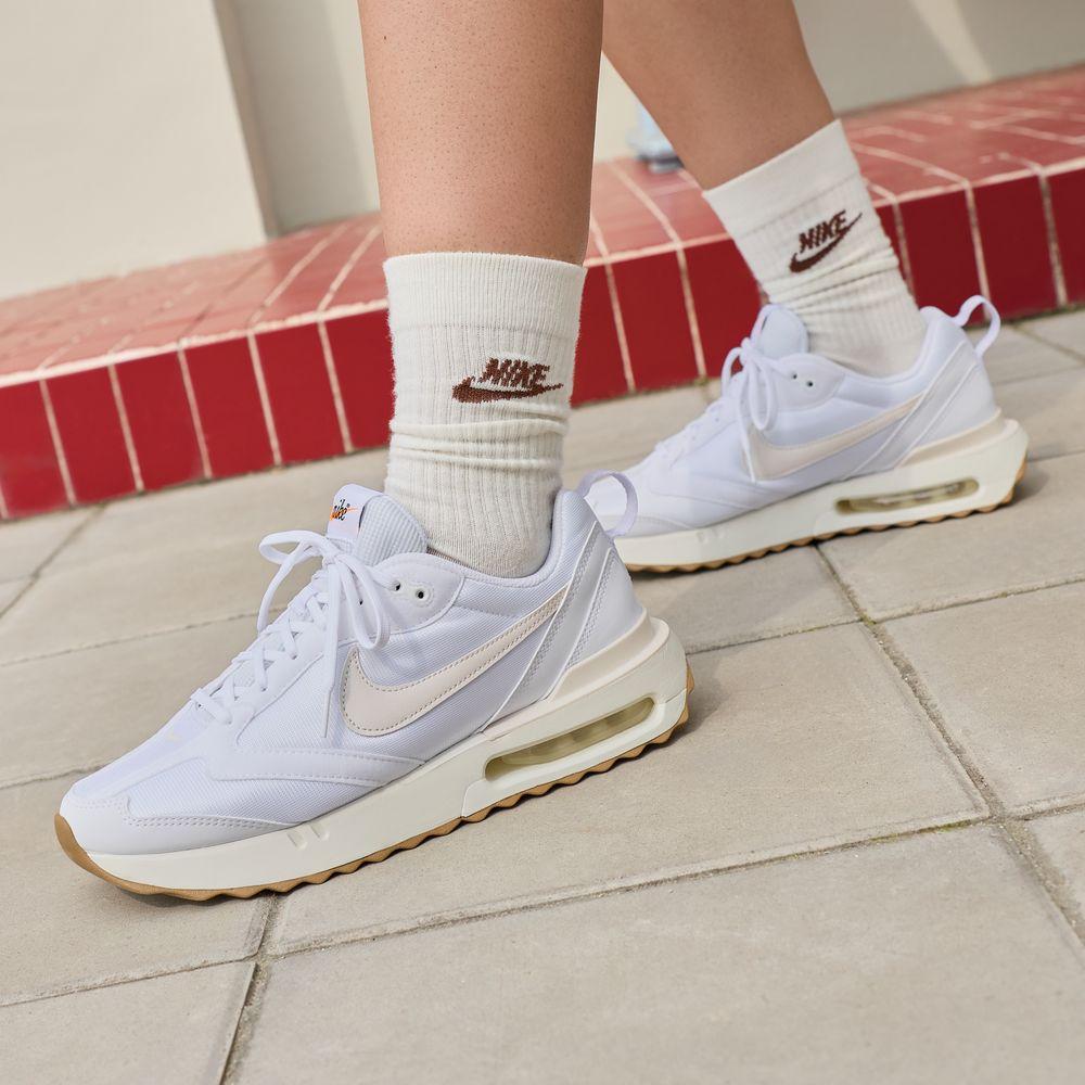 Nike Air Max Dawn Synthetic Leather, Textile Cushioning Low top Outdoo 40