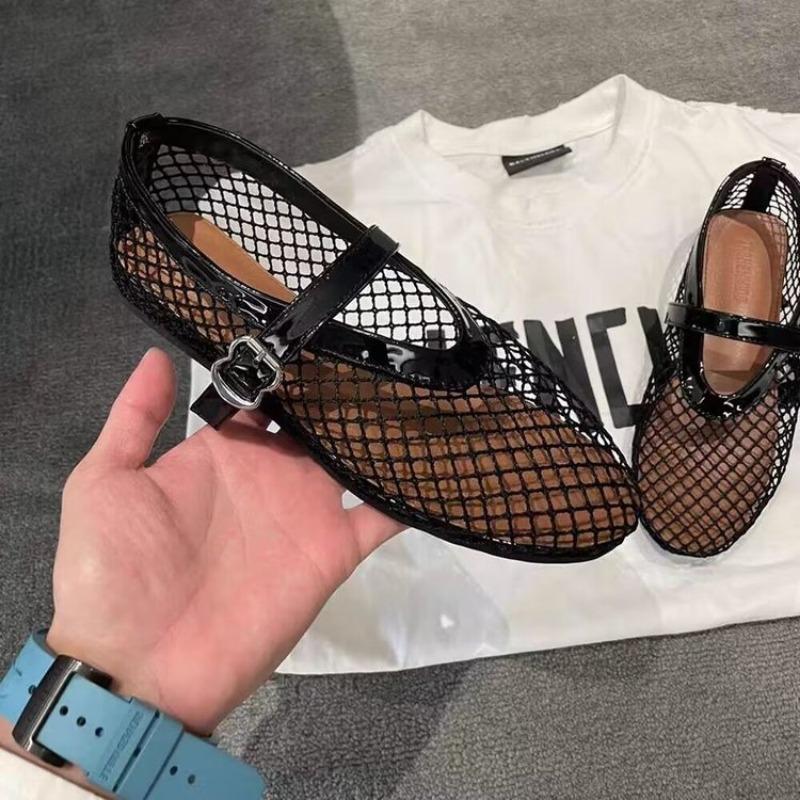 Mu New Large Size Women's Shoes Mesh Ballet Flats Women's Buckles Patent Leather Trim Comfortable and Breathable Hollow