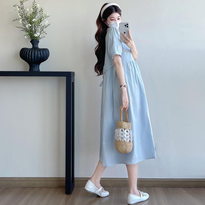 Summer 2026 Maternity Dress with Butterfly Embroidery and Lace Trim