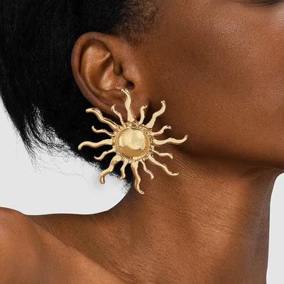 Fashion Sun Flower Light Earrings Female Internet Celebrity Trend Party Retro Metal Cold Ear Jewelry