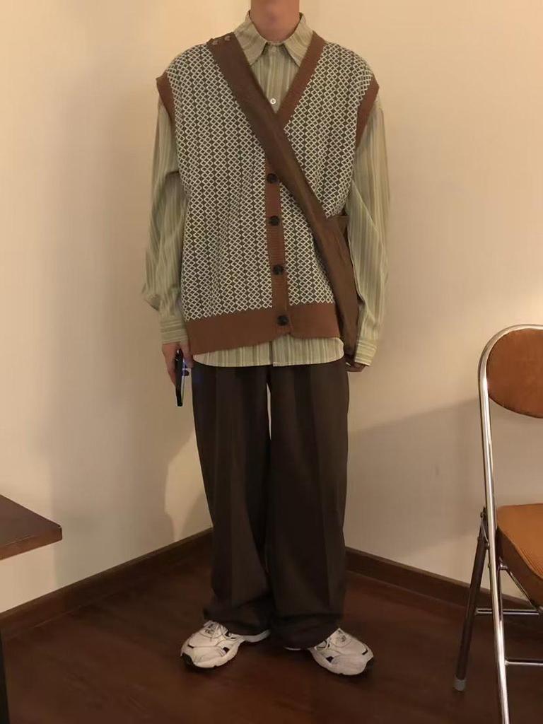 2024 Herren Kaffee Strick Cardigan Weste: Locker, Amerikanischer & Japanischer Stil, Herbst/Winter Trend