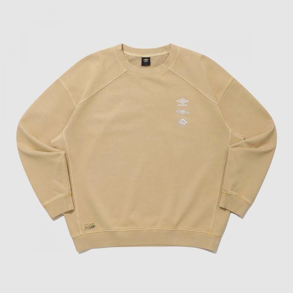 Umbro 25 S S Wayfinder Garment Dye SweatShirt uq121cfS11