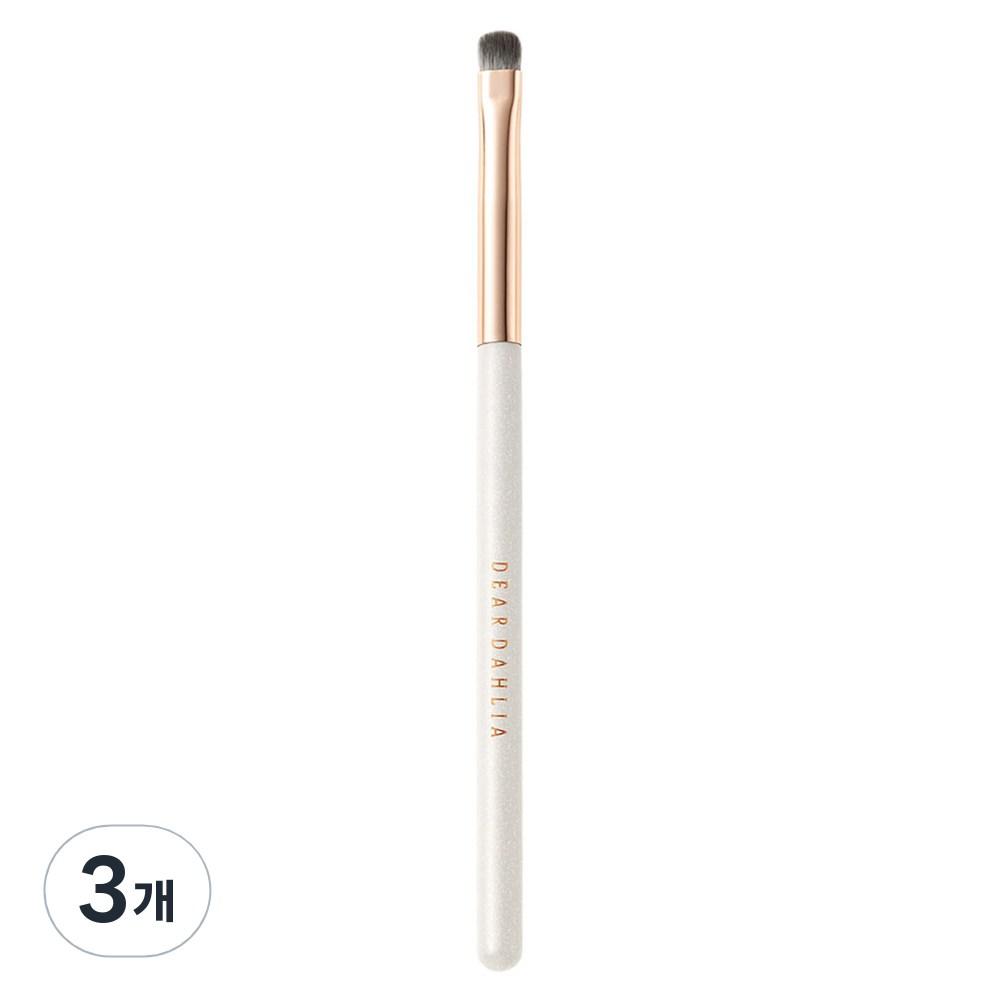 

Dear Dahlia Blooming 152 Point and Defining Brush, mixed colors, 3 pieces