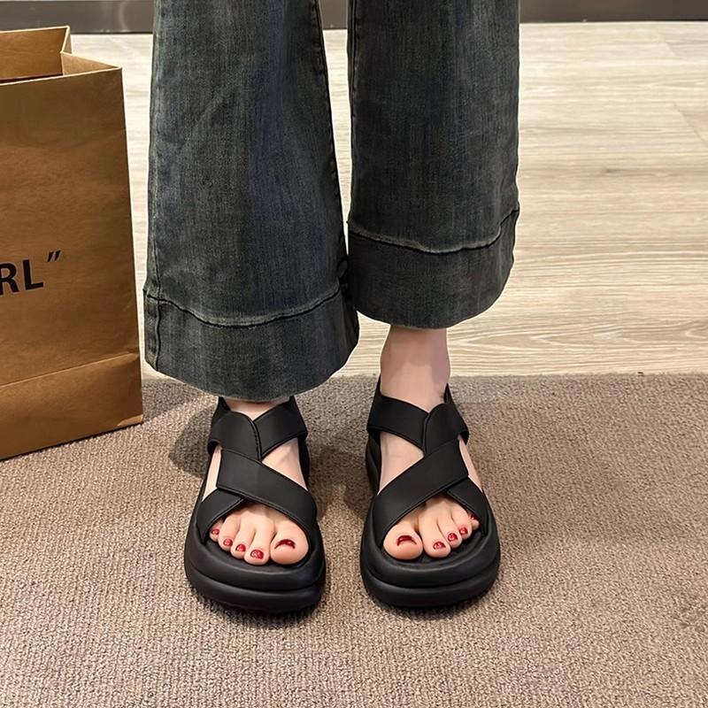 Новый стиль сандалий Толстая подошва Губка Повседневная Пляжная обувь 35 чёрный