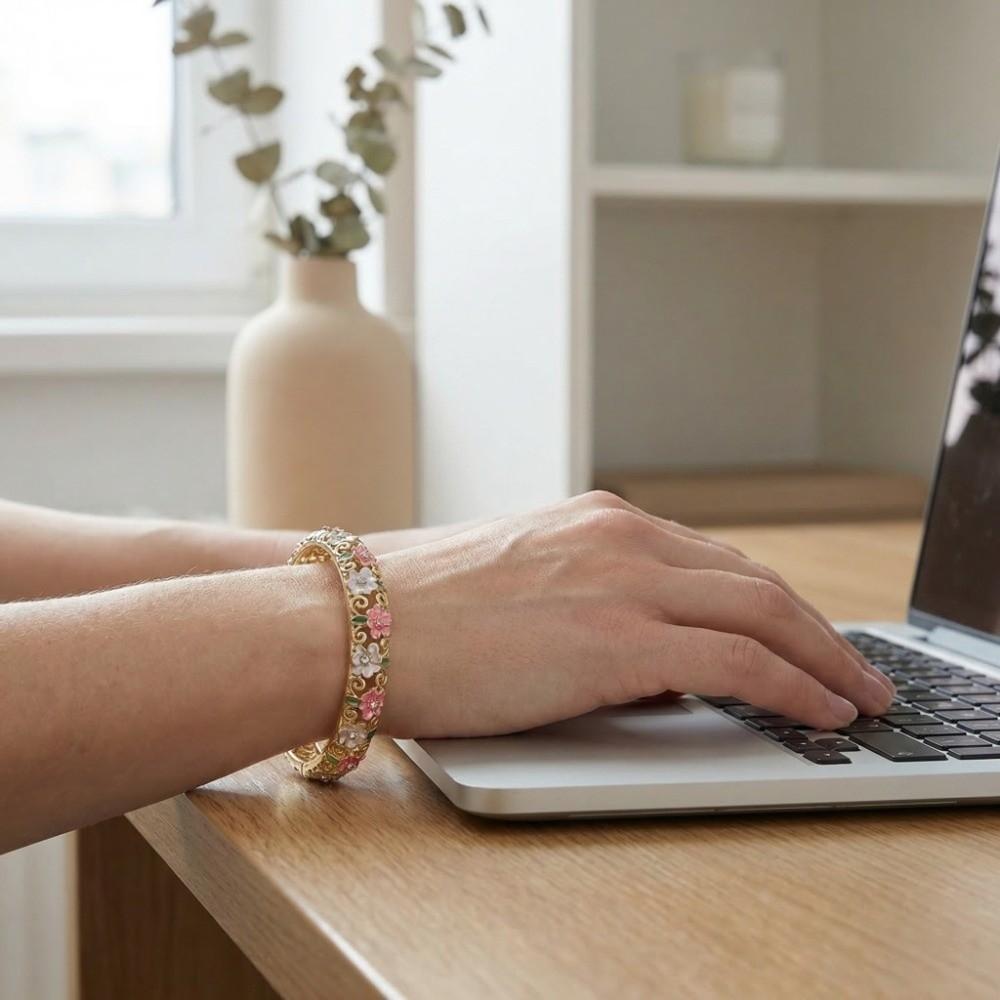 Enamel Flower Crystal Bangle Rhinestone Women's Hand Bracelet Vintage Cloisonne Bangle  Ladies