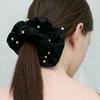 VINTAGE HOLLYWOOD Bella Pearl Scrunchie_VH2534HB006M