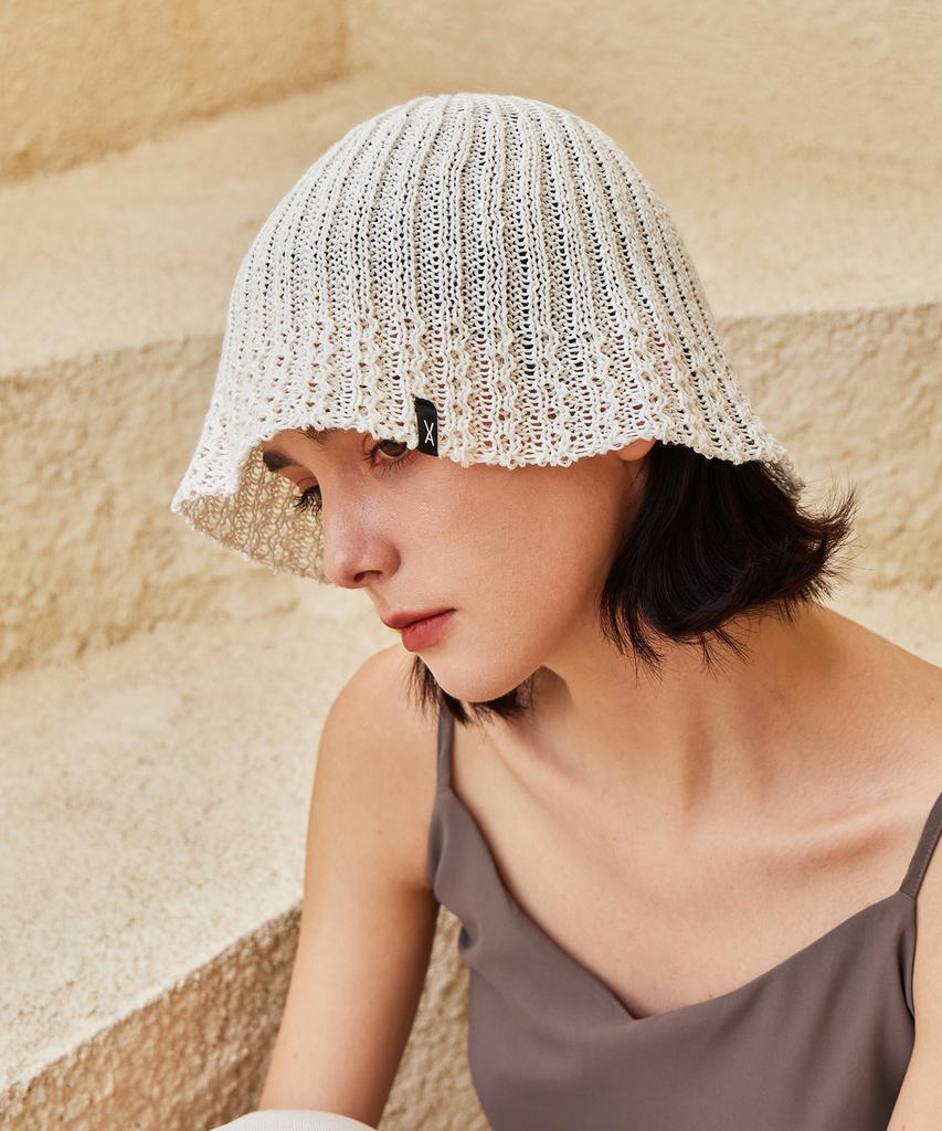 Bajal Va Label Knit Tulip Hat Cream