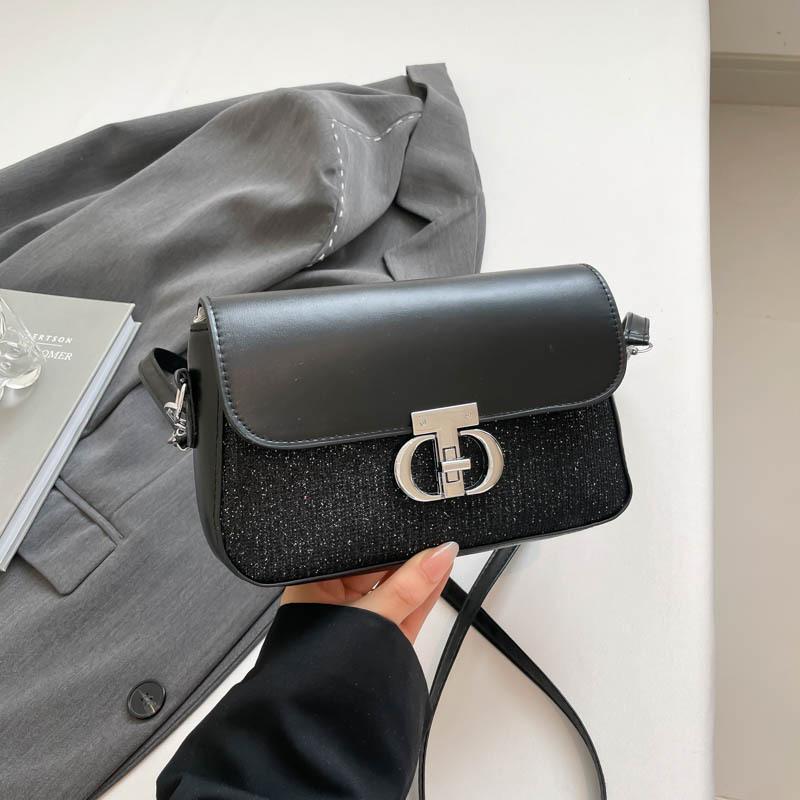 New fashion trend retro trend solid color underarm bag high texture niche shoulder messenger bag