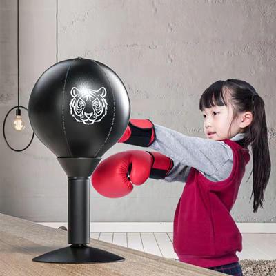 Kompaktní sada boxovacího pytle pro domácí posilovnu a boxerský trénink