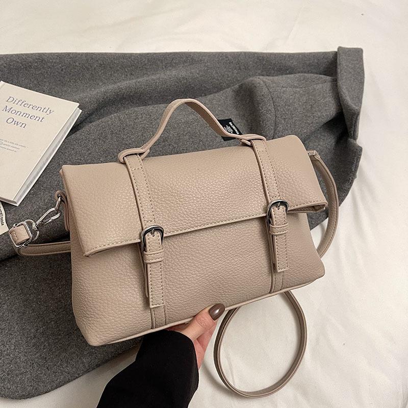 

Fashion commuter large-capacity small square bag 2025 new high-end handbag simple and versatile shoulder messenger bag хаки