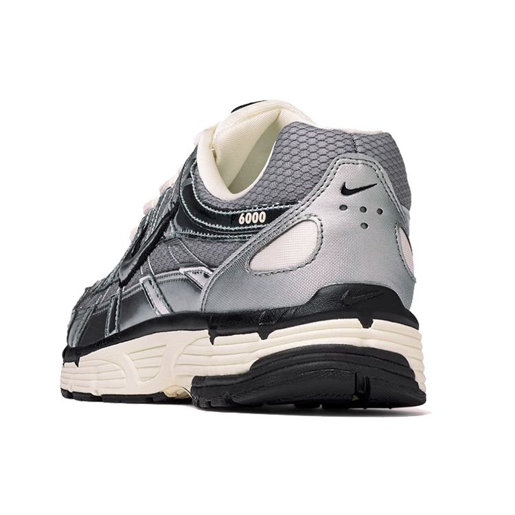 Nike Baskets P-6000 Argent Métallique Homme Voile Noir CN0149-001