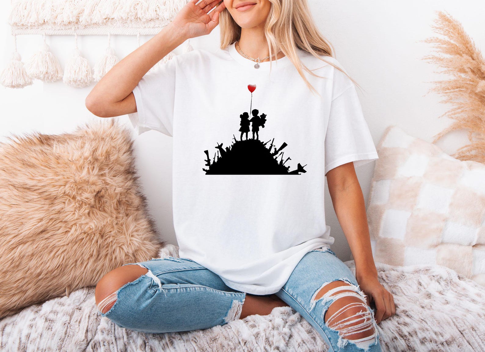 Banksy Kids on Guns Hill T Shirt Graffiti Street Art Gift Unisex 4394PC 110