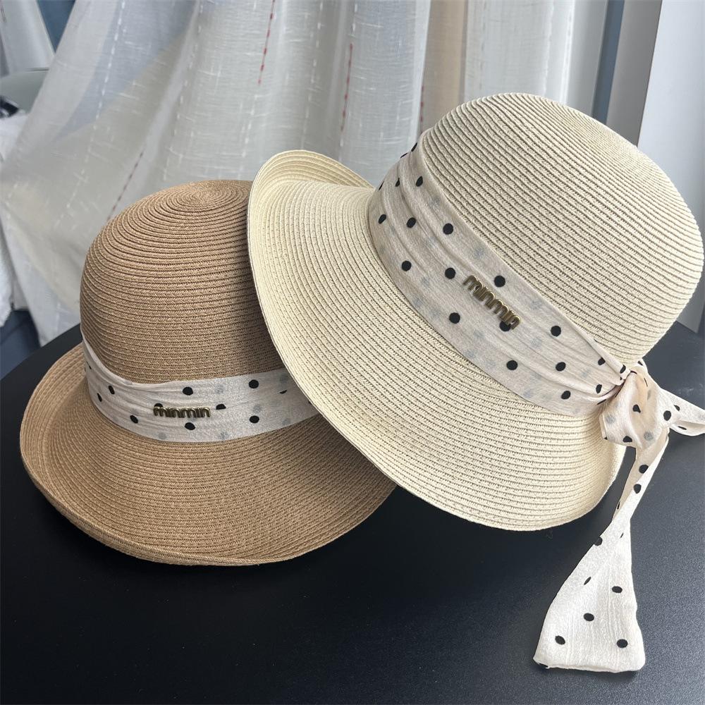

Elegant curled big-brimmed straw hat, black and white polka dot long bow sun hat, women s summer travel sun hat tide Adult (55-58cm) хакі