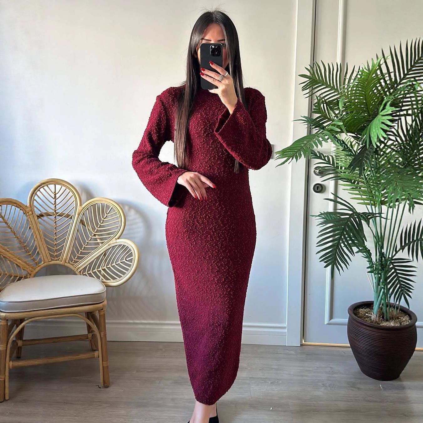 

2025 Autumn Fashion: Women s High-Waisted Knitted Slimming Long-Sleeve Dress S